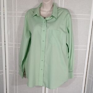 Light Green Foxcroft Wrinkle-free Buttondown Shirt 14